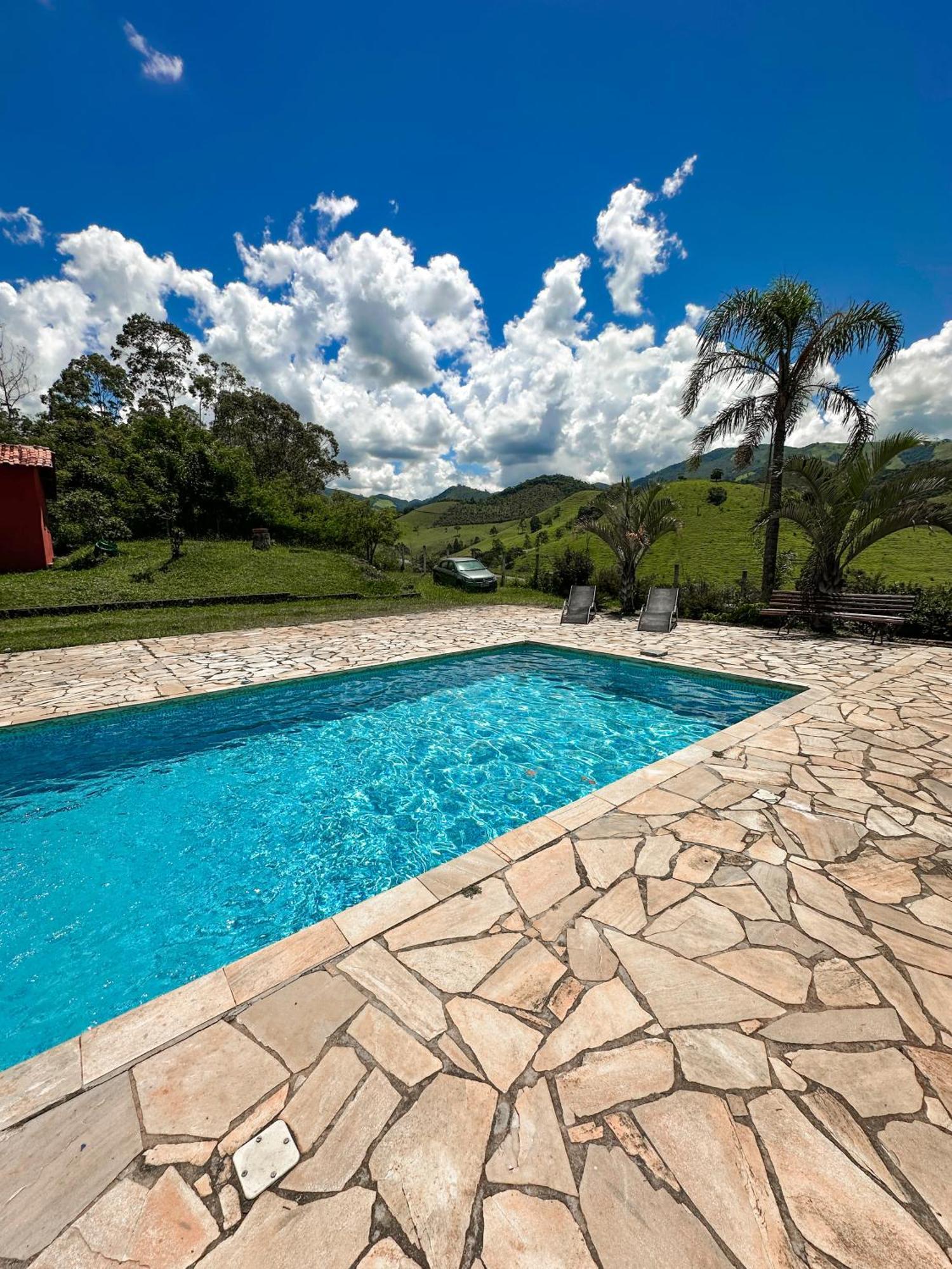 Pousada E Restaurante Casarao Passa Quatro Exteriör bild